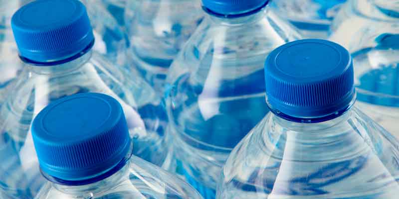 Comparaison des eaux en bouteille : Quelle est la meilleure pour votre  santé ? - Gadgets de Cuisine